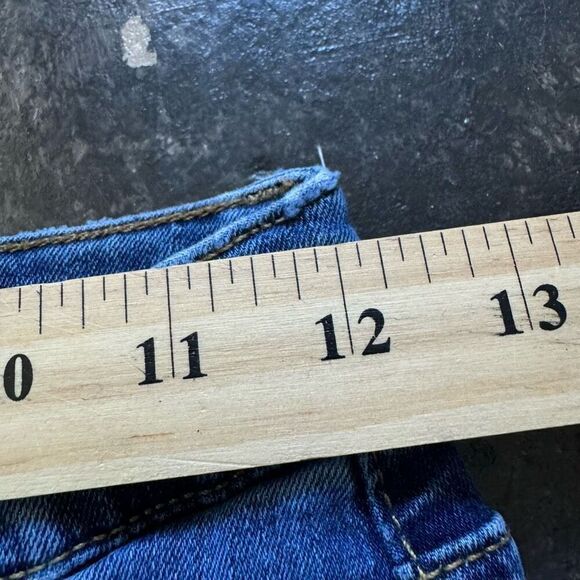 Universal Thread Women's High-Rise Skinny Fit Ripped Denim Jeans Blue Size 0/25 - Picture 11 of 16